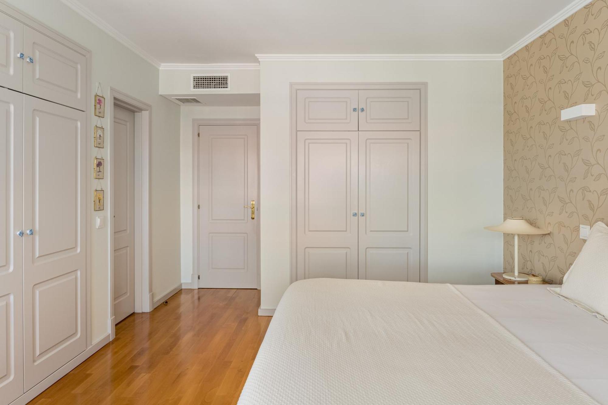 Saldanha Retreat 2br & Parking By Host For Us Apartment
